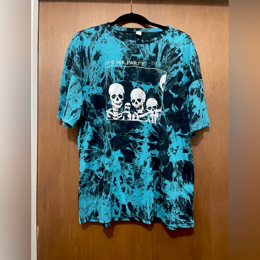 It’s my Party Skeletons Shirt S- L